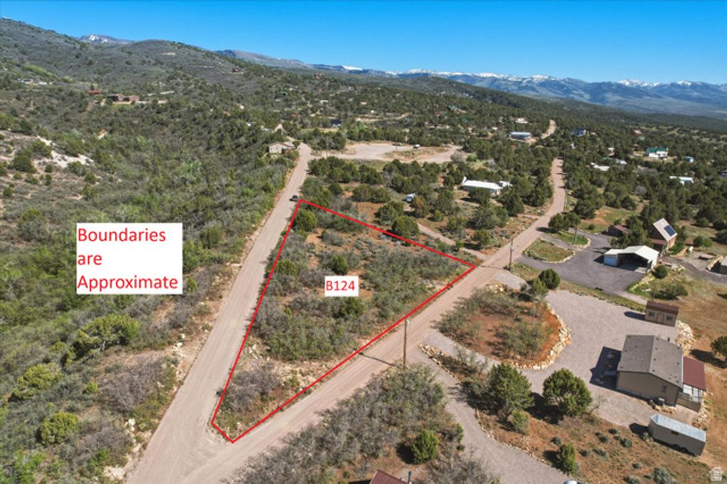 Image 1 of property listing at 22660 FISH POND DR B124, Fairview, UT 84629