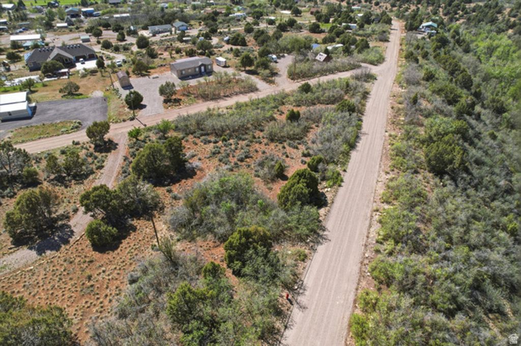 Image 11 of property listing at 22660 FISH POND DR B124, Fairview, UT 84629