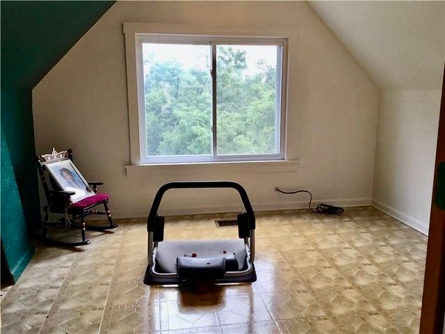 3145 Brackenridge St, Oakland, PA 15219