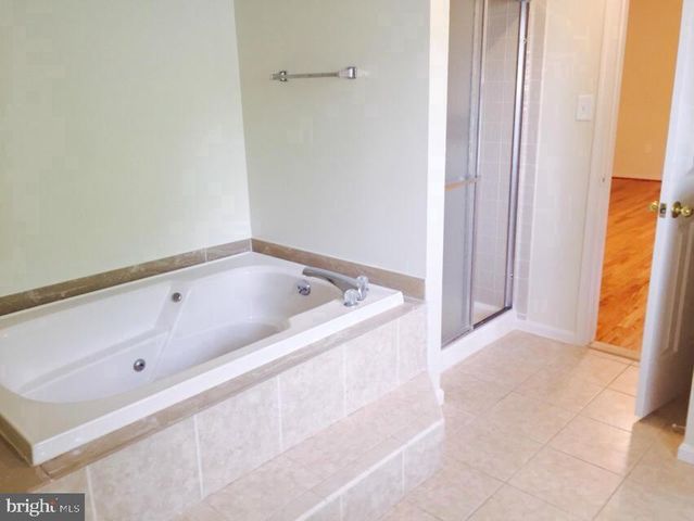 12015 MONTROSE VILLAGE TER, Rockville, MD 20852