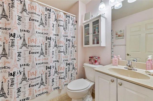 904 SE 13th ST 201, Cape Coral, FL 33990