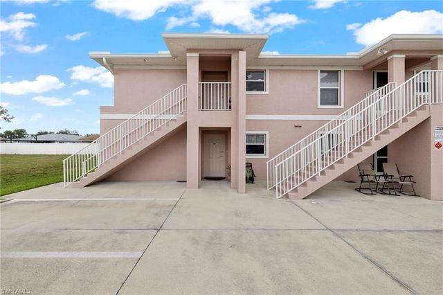 904 SE 13th ST 201, Cape Coral, FL 33990