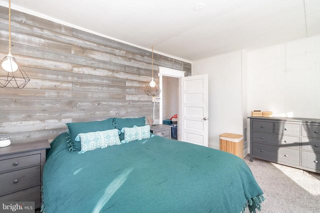 1820 REGINA ST, Harrisburg, PA 17103