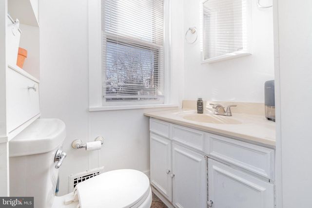 1820 REGINA ST, Harrisburg, PA 17103