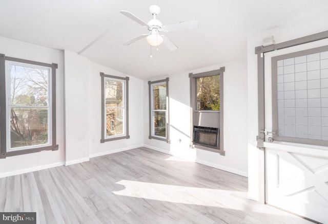 1820 REGINA ST, Harrisburg, PA 17103