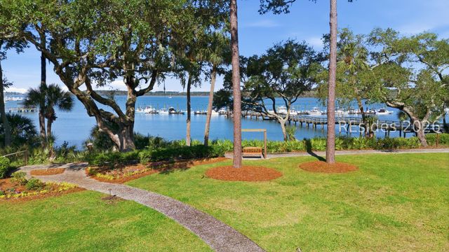 6 Village North Dr Apt 129, Hilton Head Island, SC 29926