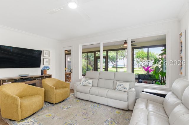 6 Village North Dr Apt 129, Hilton Head Island, SC 29926