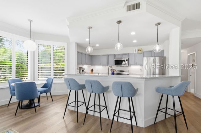 6 Village North Dr Apt 129, Hilton Head Island, SC 29926