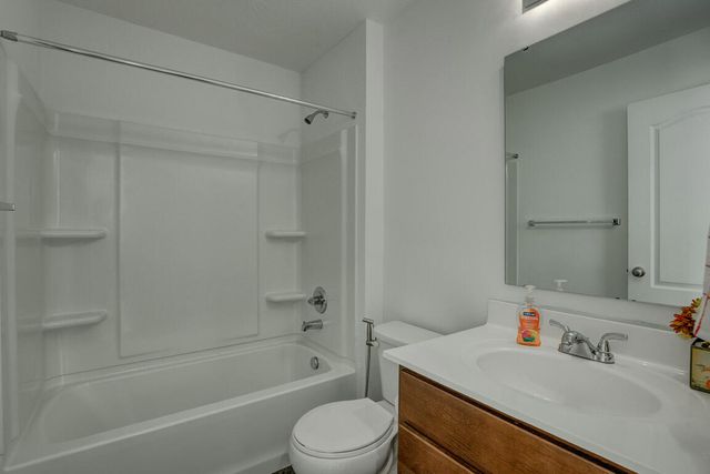 922 Darlington Creek Drive, Alexandria, KY 41001