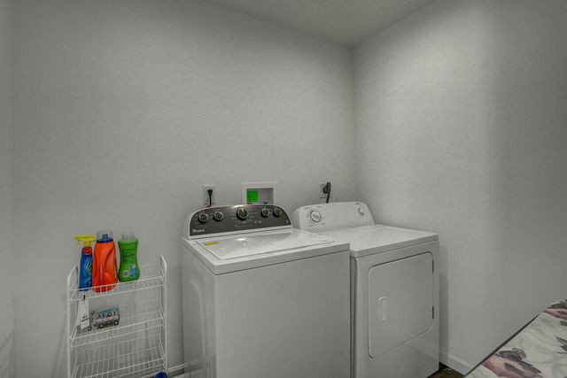 922 Darlington Creek Drive, Alexandria, KY 41001