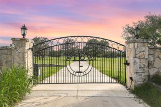 24205 State Highway 71 W, Spicewood, TX 78669