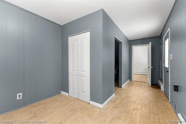 19497 Inkster St Road, Romulus, MI 48174