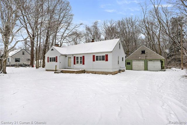 19497 Inkster St Road, Romulus, MI 48174