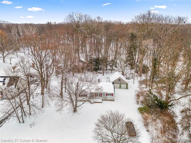 19497 Inkster St Road, Romulus, MI 48174