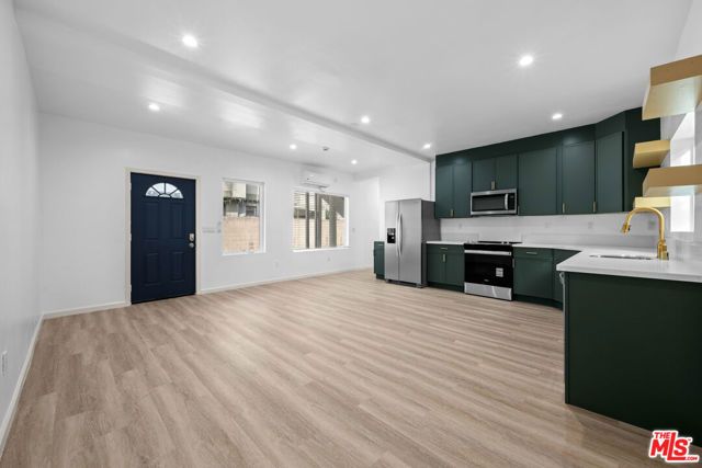 2114 Clark Lane, Redondo Beach, CA 90278