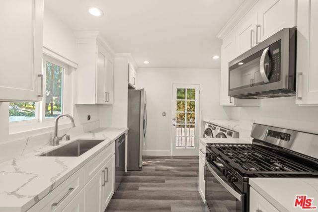 2114 Clark Lane, Redondo Beach, CA 90278