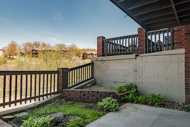 150 Sunken Forest Drive 10-242, Forsyth, MO 65653
