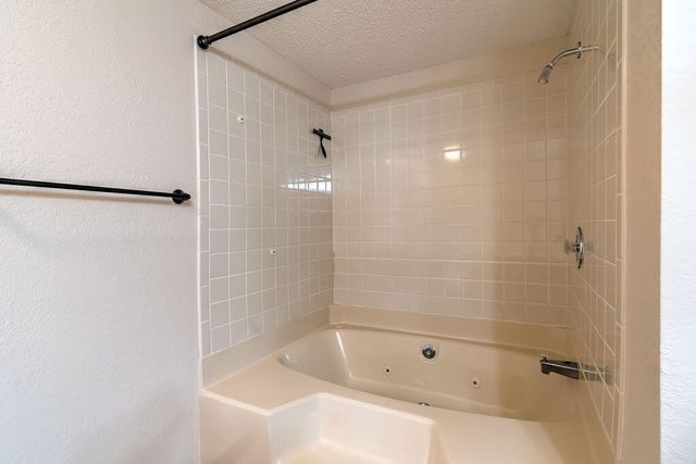 150 Sunken Forest Drive 10-242, Forsyth, MO 65653