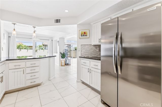 512 S Hollydale, Anaheim, CA 92808