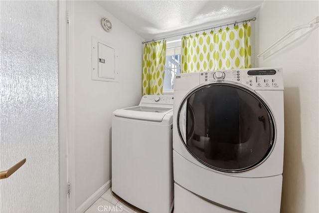 512 S Hollydale, Anaheim, CA 92808