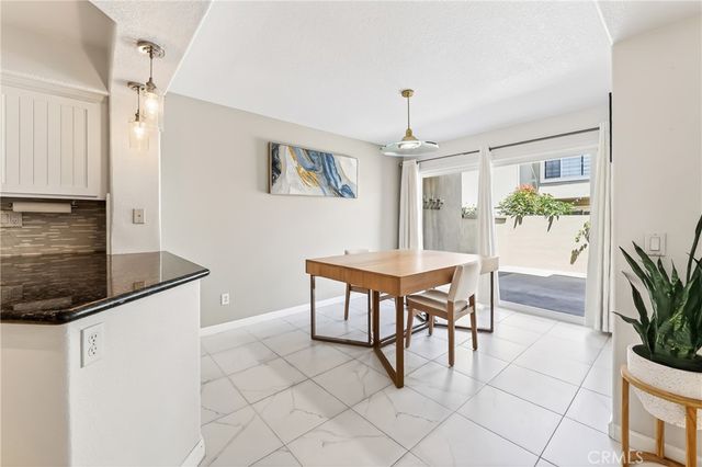 512 S Hollydale, Anaheim, CA 92808