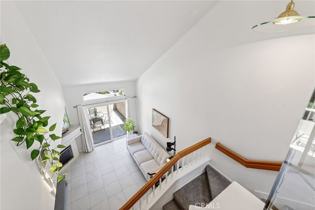512 S Hollydale, Anaheim, CA 92808