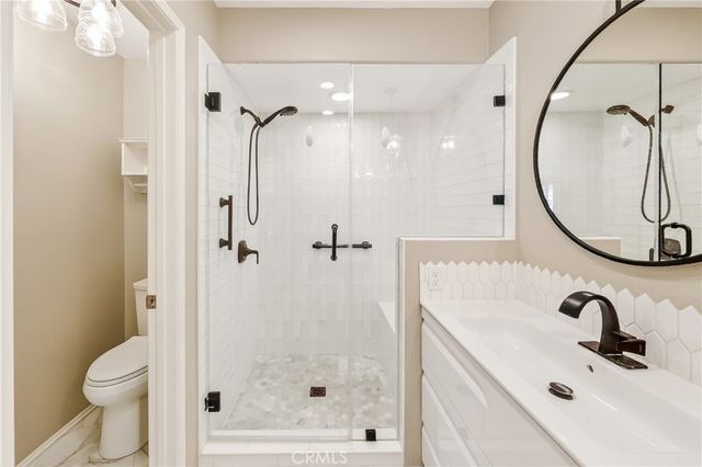 512 S Hollydale, Anaheim, CA 92808