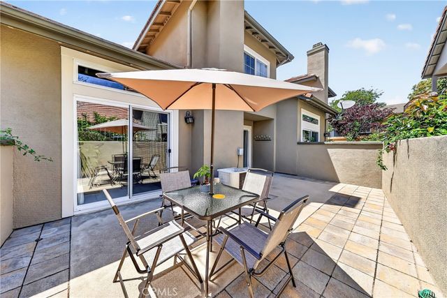 512 S Hollydale, Anaheim, CA 92808