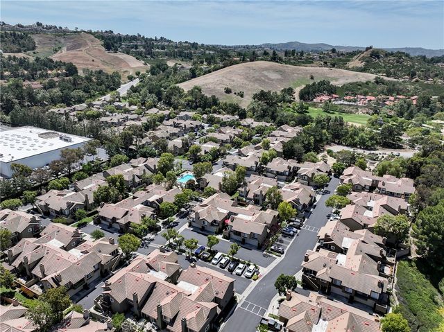 512 S Hollydale, Anaheim, CA 92808
