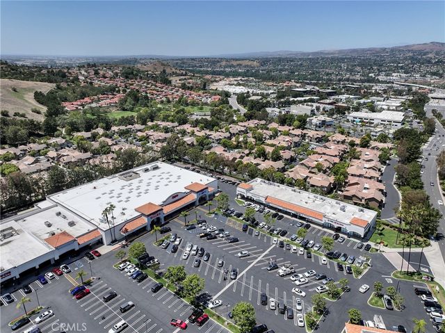 512 S Hollydale, Anaheim, CA 92808