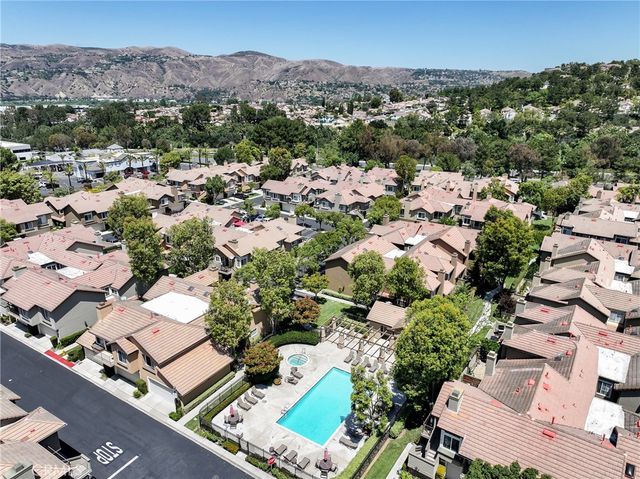 512 S Hollydale, Anaheim, CA 92808
