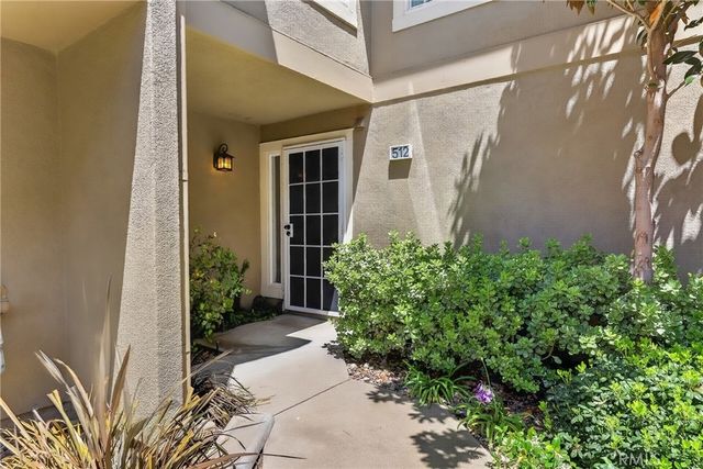 512 S Hollydale, Anaheim, CA 92808