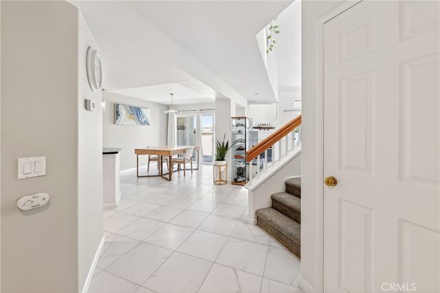 512 S Hollydale, Anaheim, CA 92808