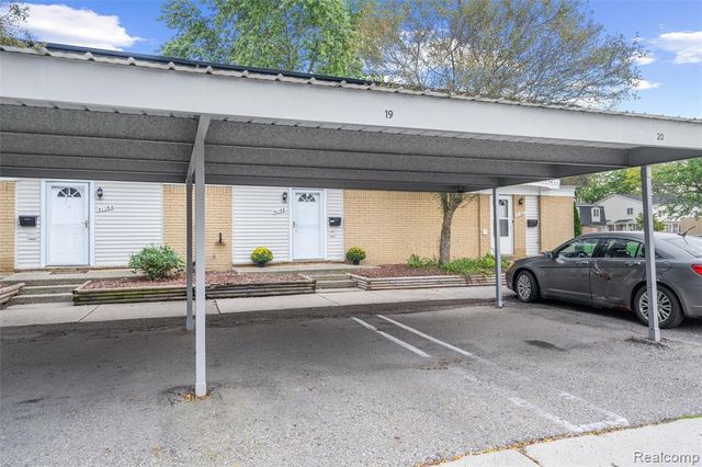 41166 N Woodbury Green Drive, Van Buren Twp, MI 48111