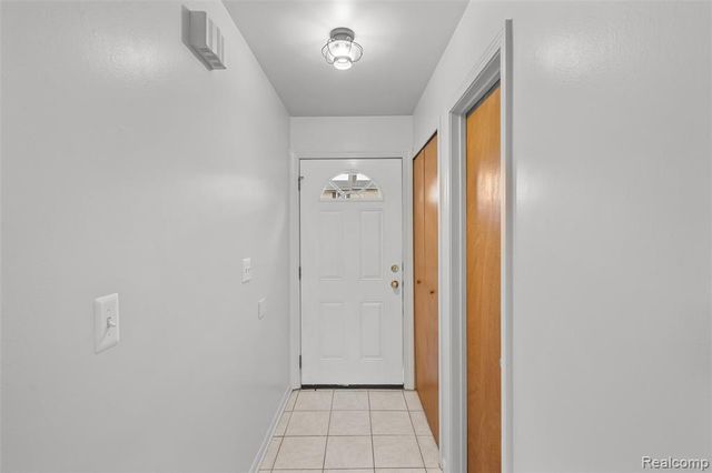 41166 N Woodbury Green Drive, Van Buren Twp, MI 48111