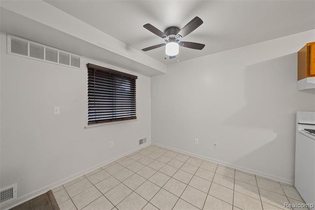 41166 N Woodbury Green Drive, Van Buren Twp, MI 48111
