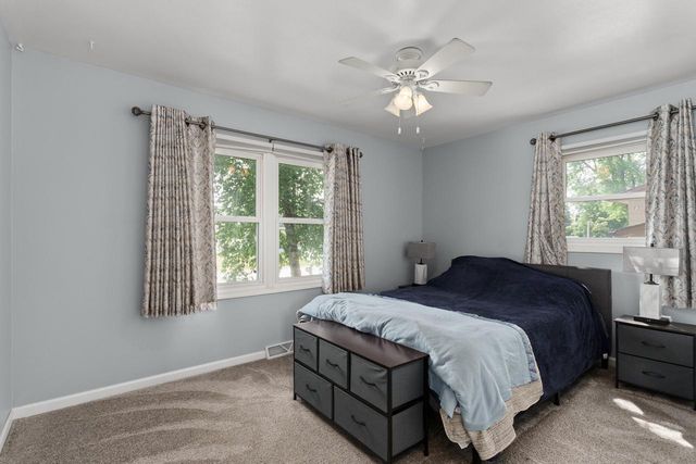 718 N Water STREET, Watertown, WI 53098