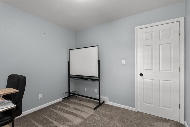 718 N Water STREET, Watertown, WI 53098