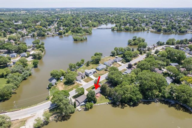 718 N Water STREET, Watertown, WI 53098