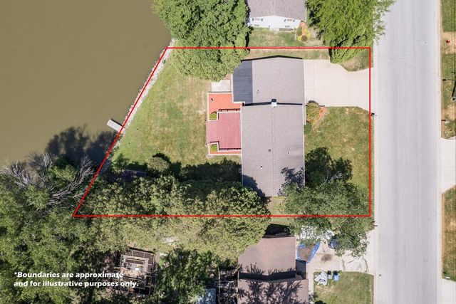 718 N Water STREET, Watertown, WI 53098