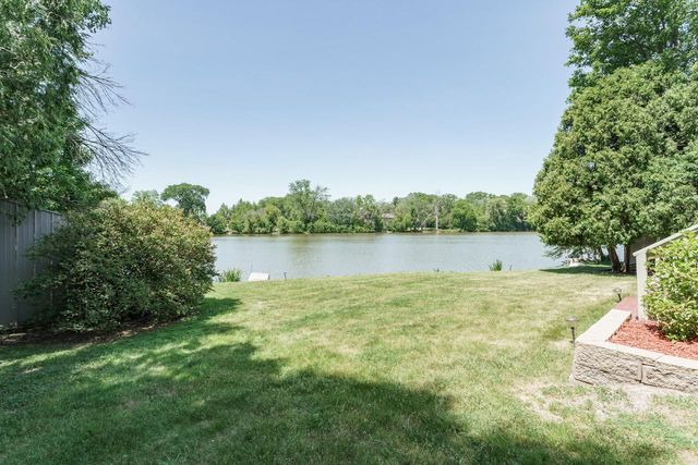 718 N Water STREET, Watertown, WI 53098