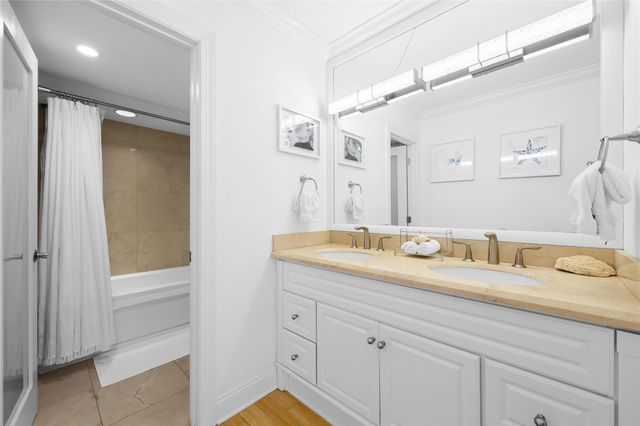 5100 N Ocean Blvd Apt 702, Fort Lauderdale, FL 33308