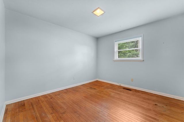1981 N Greenview Drive, Fayetteville, AR 72701