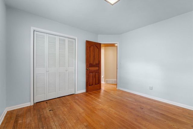 1981 N Greenview Drive, Fayetteville, AR 72701