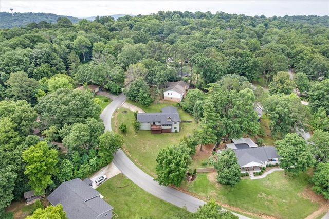 1981 N Greenview Drive, Fayetteville, AR 72701