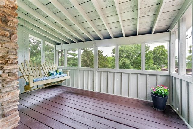 1981 N Greenview Drive, Fayetteville, AR 72701
