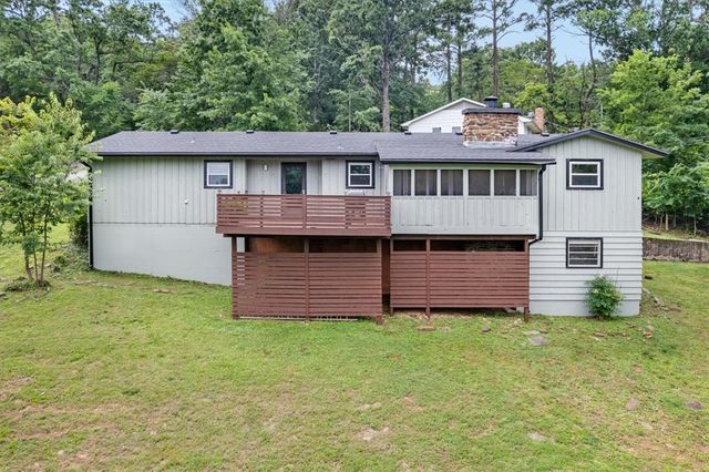 1981 N Greenview Drive, Fayetteville, AR 72701