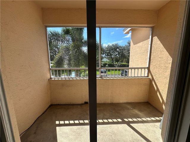 2560 57th Circle 2560, Vero Beach, FL 32966