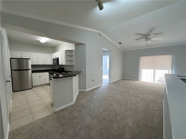 2560 57th Circle 2560, Vero Beach, FL 32966