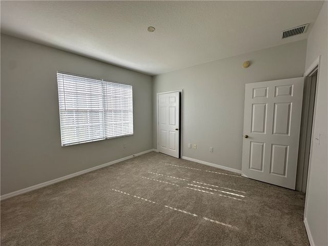 2560 57th Circle 2560, Vero Beach, FL 32966